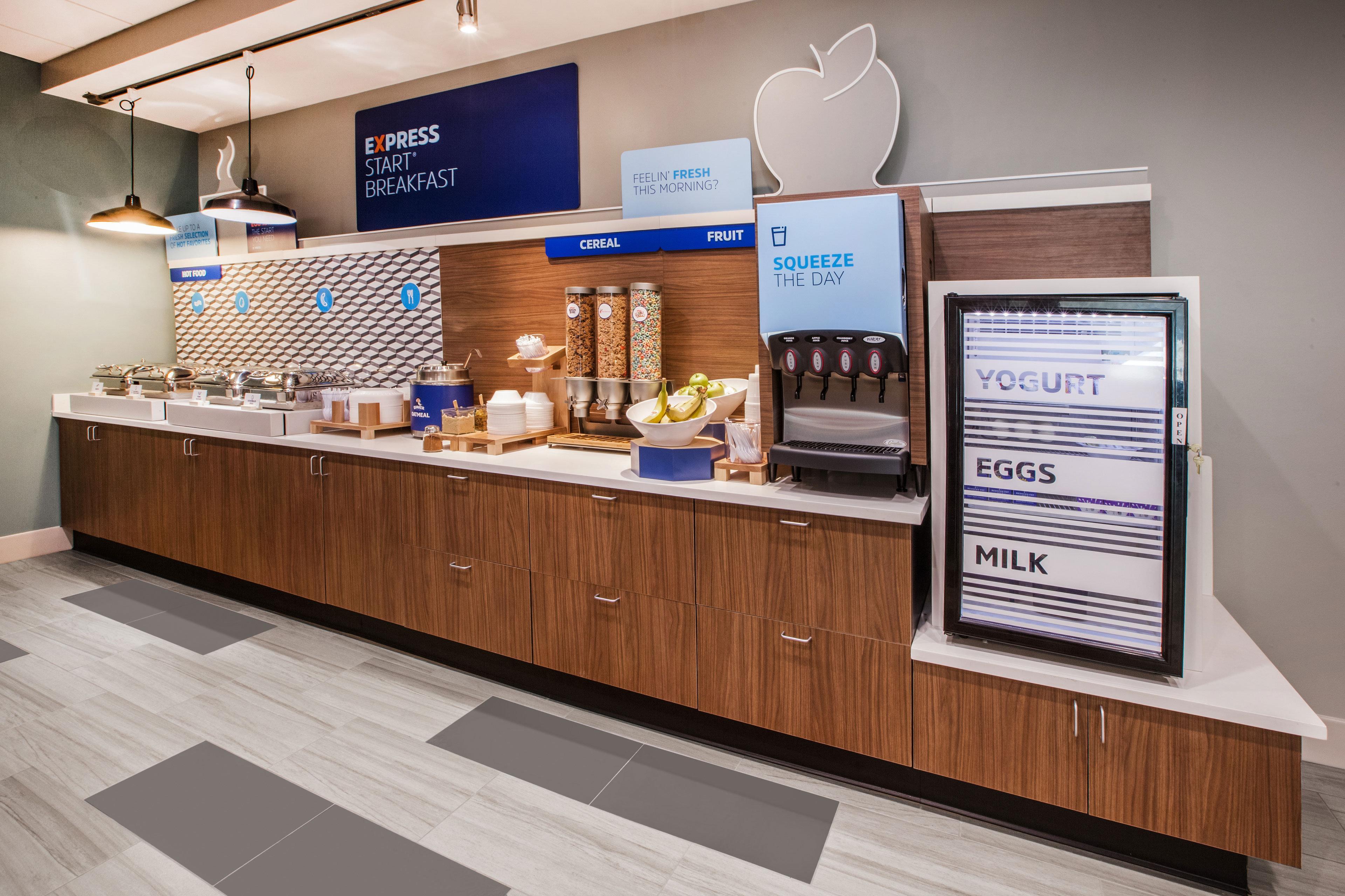 Holiday Inn Express Hotel & Suites Athens By Ihg Εξωτερικό φωτογραφία