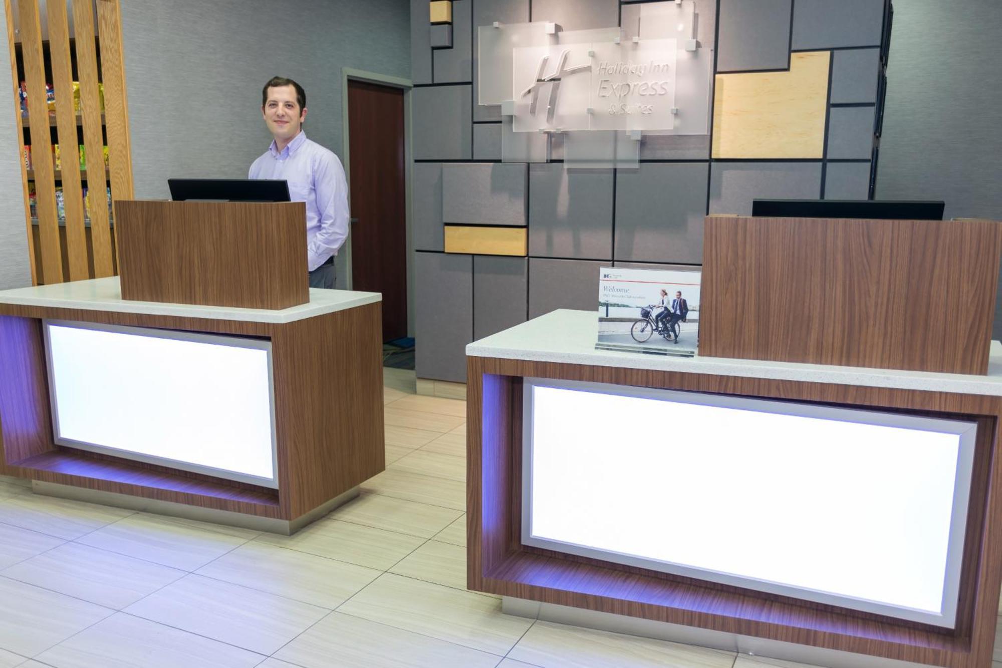 Holiday Inn Express Hotel & Suites Athens By Ihg Εξωτερικό φωτογραφία