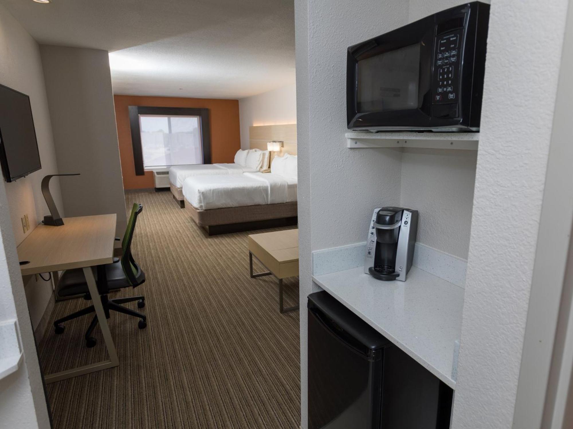 Holiday Inn Express Hotel & Suites Athens By Ihg Εξωτερικό φωτογραφία