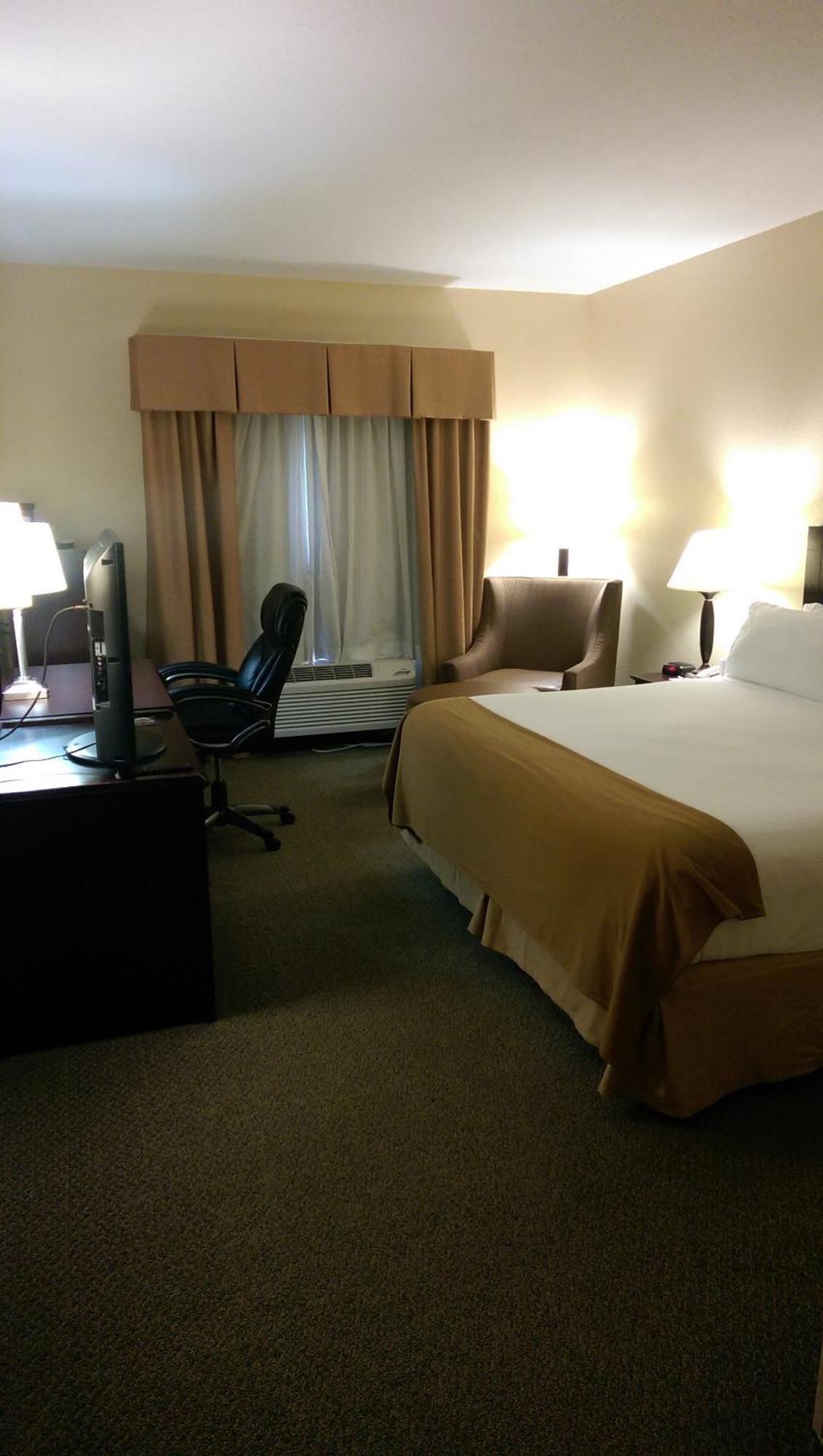 Holiday Inn Express Hotel & Suites Athens By Ihg Εξωτερικό φωτογραφία