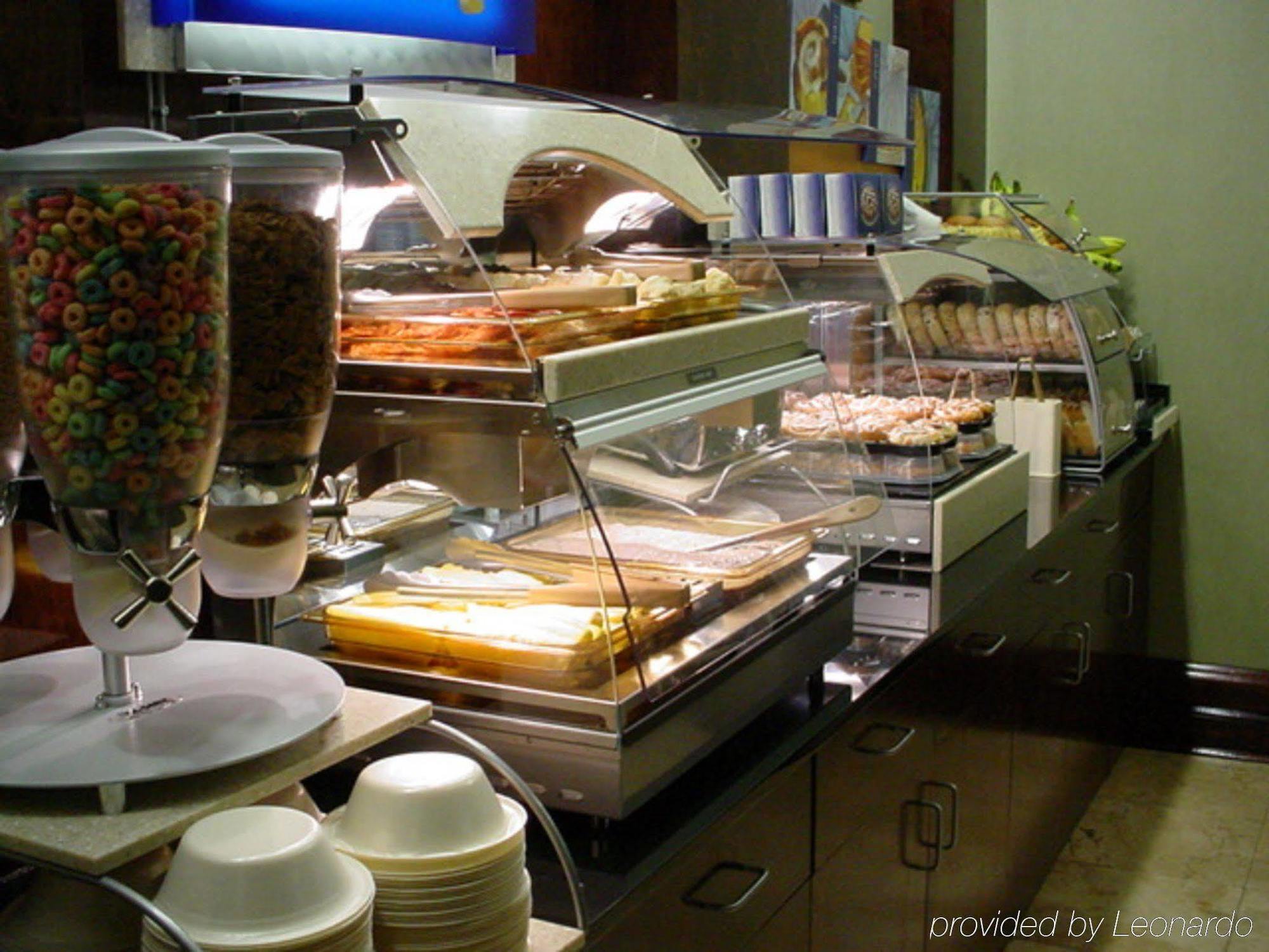 Holiday Inn Express Hotel & Suites Athens By Ihg Εξωτερικό φωτογραφία
